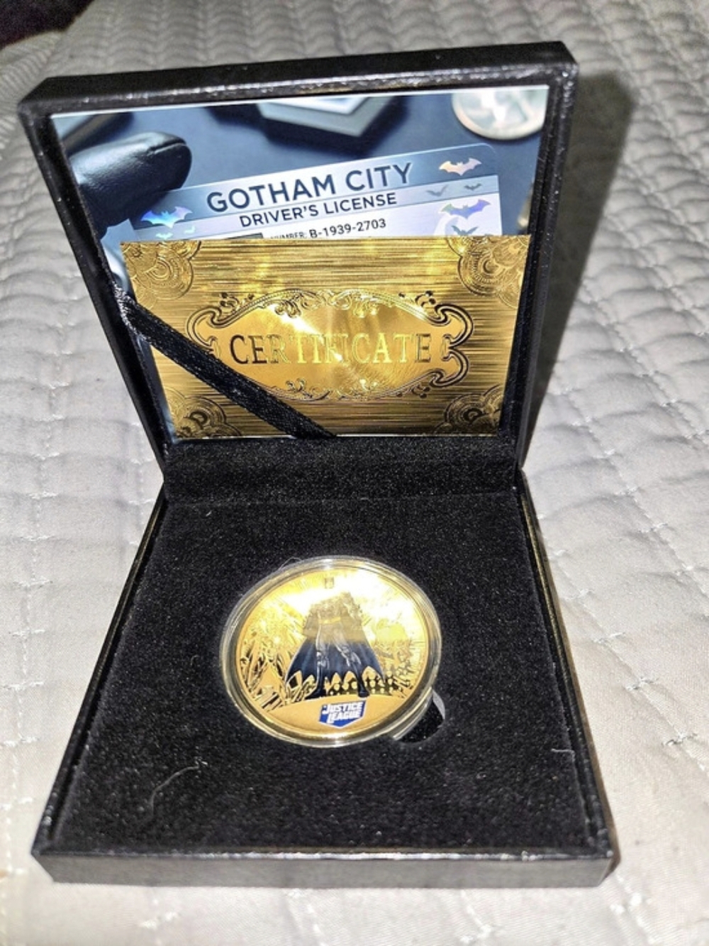 DC Comics Batman Justice League Gold Plated Commemorative Coin with Gotham City
